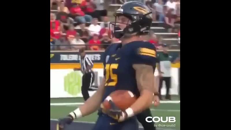 The shortes punt return ever 🏈